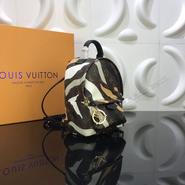 LV包 LV雙肩包 M45143 路易威登x英雄聯盟系列 Palm Springs迷你雙肩包 Monogram迷彩圖案 LV雙肩背斜挎小包  ydh3358